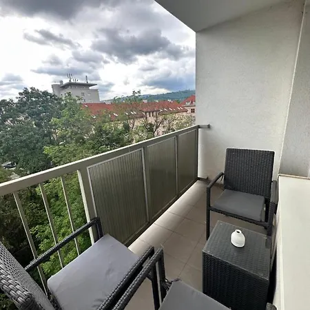 Apartrip Komenskeho Apartmán *